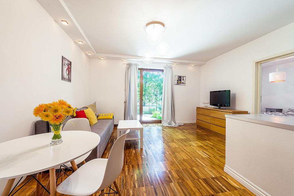 Apartment Powisle With Garage 바르샤바 외부 사진