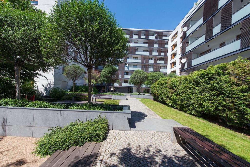 Apartment Powisle With Garage 바르샤바 외부 사진